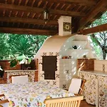 Smeraldi Villa *