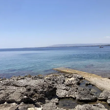 فيلة Smeraldi