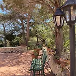 Villa Smeraldi *